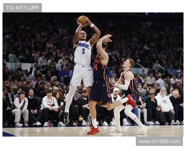 [NBA]布伦森豪取31分 尼克斯战胜热火.